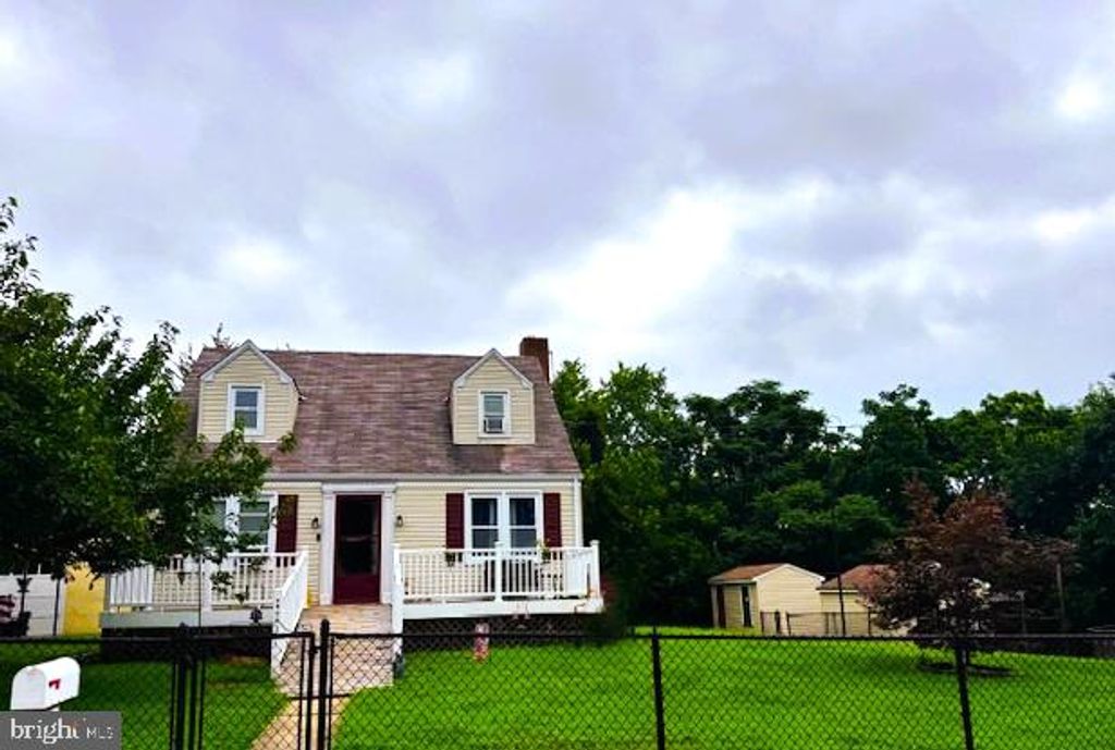 4809 6TH ST, Baltimore, MD 21225