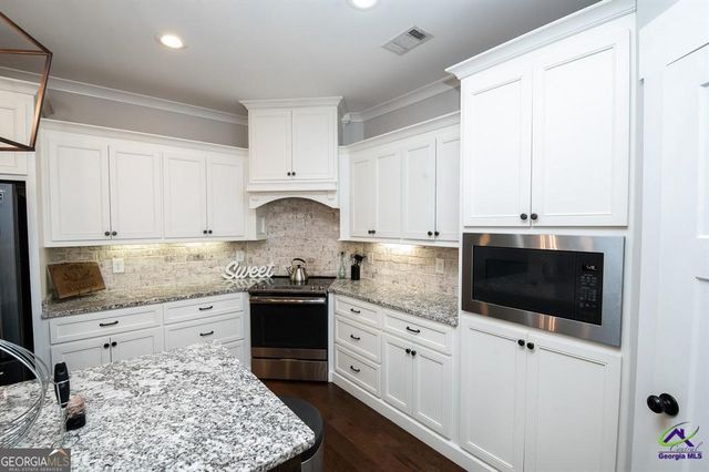 310 Rolling Acres Drive, Kathleen, GA 31047