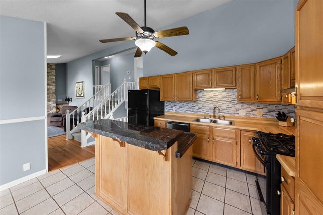 311 Oak Tree Drive, Clinton, MI 49236