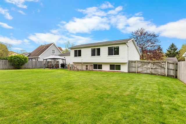 311 Oak Tree Drive, Clinton, MI 49236