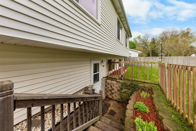 311 Oak Tree Drive, Clinton, MI 49236