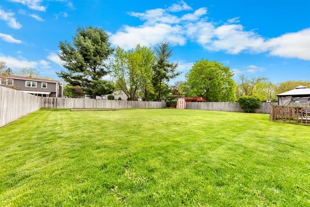 311 Oak Tree Drive, Clinton, MI 49236