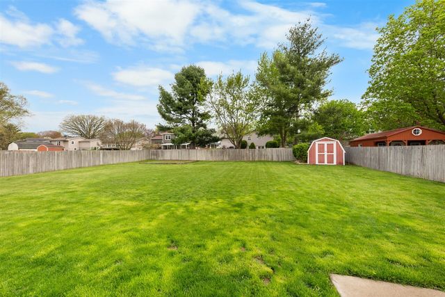 311 Oak Tree Drive, Clinton, MI 49236