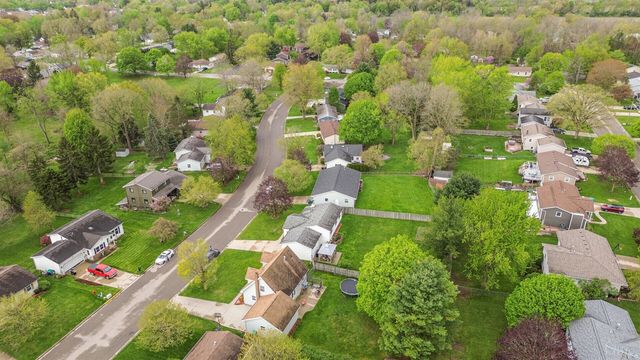 311 Oak Tree Drive, Clinton, MI 49236