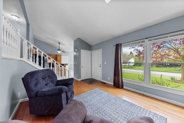 311 Oak Tree Drive, Clinton, MI 49236