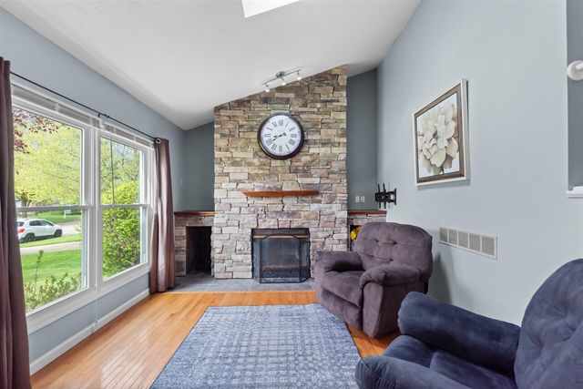 311 Oak Tree Drive, Clinton, MI 49236