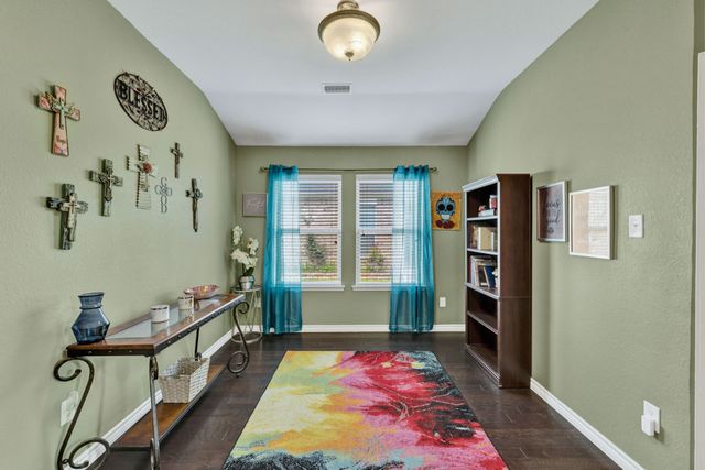 6027 Cedar Glen Drive, Grand Prairie, TX 75052