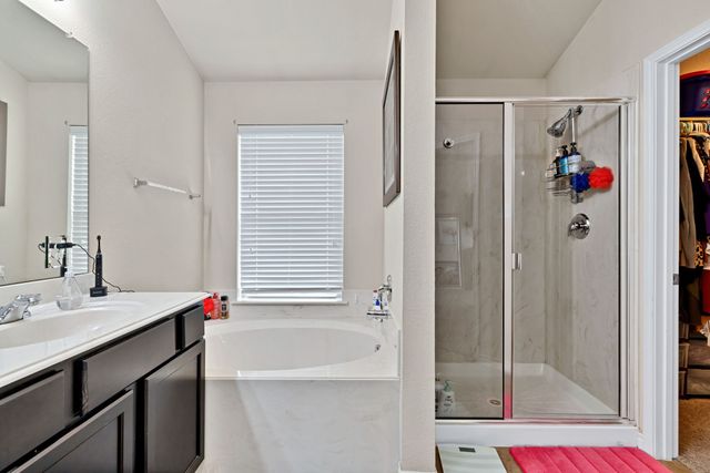 6027 Cedar Glen Drive, Grand Prairie, TX 75052