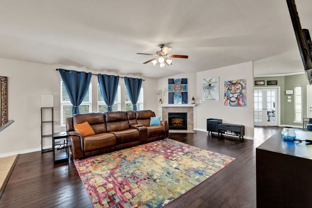 6027 Cedar Glen Drive, Grand Prairie, TX 75052