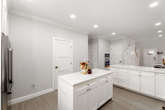 3 Kibrel Court, Sandown, NH 03873