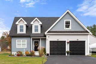 3 Kibrel Court, Sandown, NH 03873