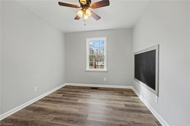 1914 E Russell Avenue, High Point, NC 27260