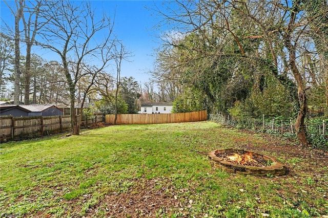 1914 E Russell Avenue, High Point, NC 27260