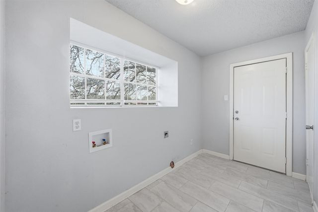 1717 Austrian Road, Grand Prairie, TX 75050