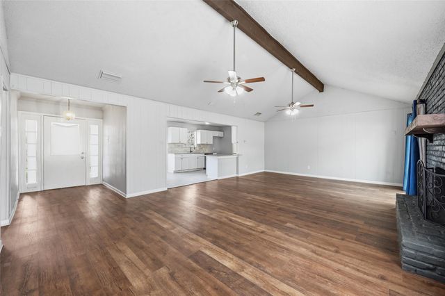 1717 Austrian Road, Grand Prairie, TX 75050