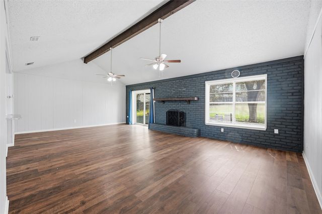 1717 Austrian Road, Grand Prairie, TX 75050