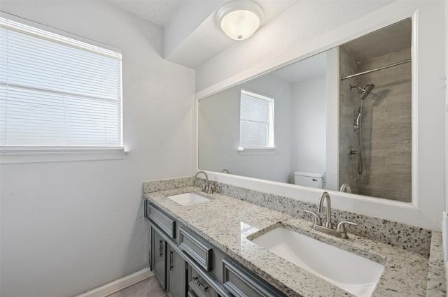 1717 Austrian Road, Grand Prairie, TX 75050