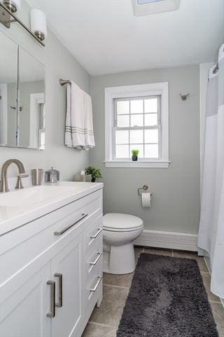 5 Loker St, Natick, MA 01760