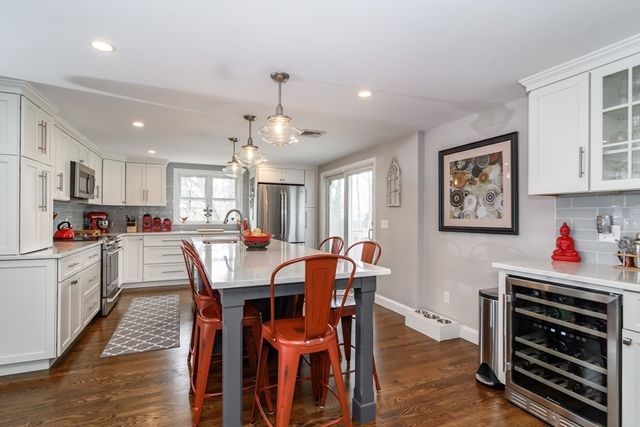 5 Loker St, Natick, MA 01760