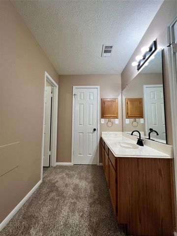 510 Oak Briar Drive, Kemah, TX 77565
