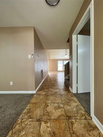 510 Oak Briar Drive, Kemah, TX 77565