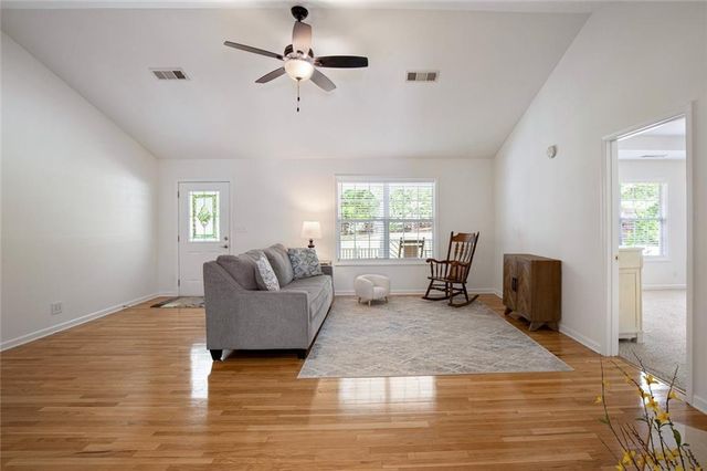 333 Long Branch Crossing, Dahlonega, GA 30533
