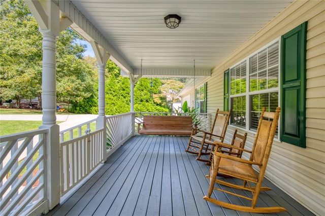 333 Long Branch Crossing, Dahlonega, GA 30533