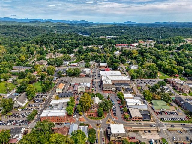 333 Long Branch Crossing, Dahlonega, GA 30533
