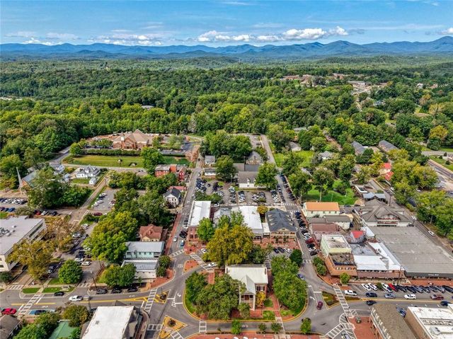 333 Long Branch Crossing, Dahlonega, GA 30533