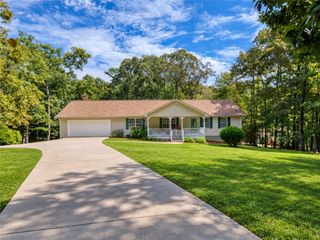 333 Long Branch Crossing, Dahlonega, GA 30533