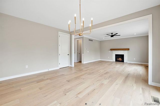 34914 Cardinal Lane, Richmond, MI 48062