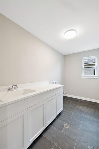 34914 Cardinal Lane, Richmond, MI 48062