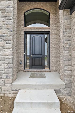 34914 Cardinal Lane, Richmond, MI 48062