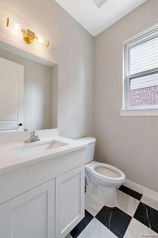 34914 Cardinal Lane, Richmond, MI 48062