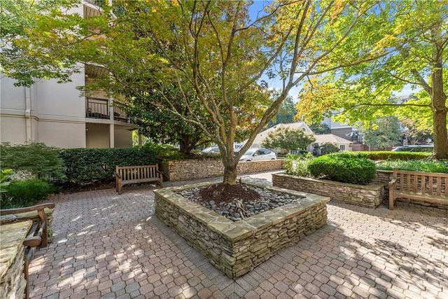 1406 River Green Drive NW, Atlanta, GA 30327