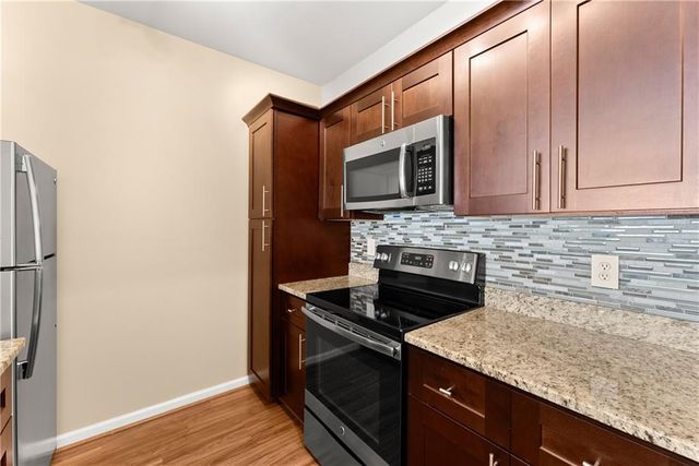 1406 River Green Drive NW, Atlanta, GA 30327