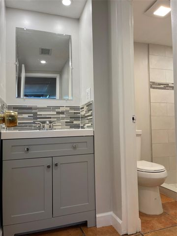 15012 Royal Palm Ln, Miami Lakes, FL 33014