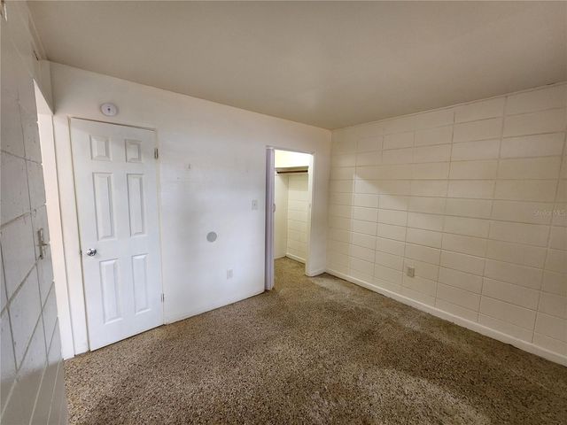 1933 NW 4 AVENUE D, Gainesville, FL 32603