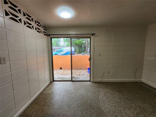 1933 NW 4 AVENUE D, Gainesville, FL 32603