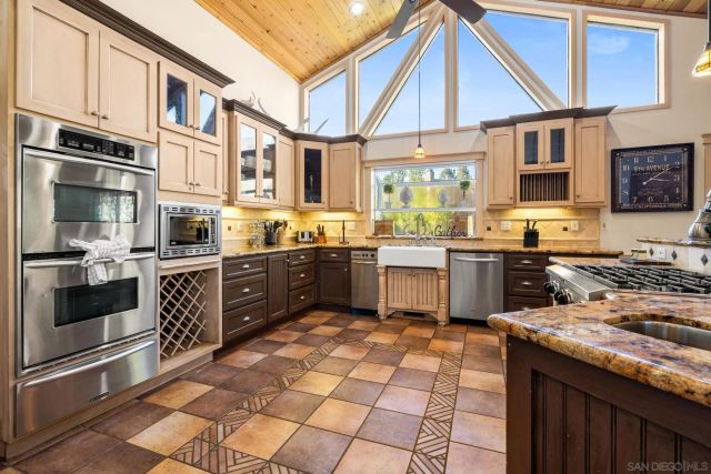 241 Orion Way, Big Bear Lake, CA 92315