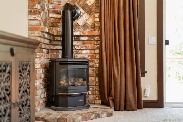 241 Orion Way, Big Bear Lake, CA 92315