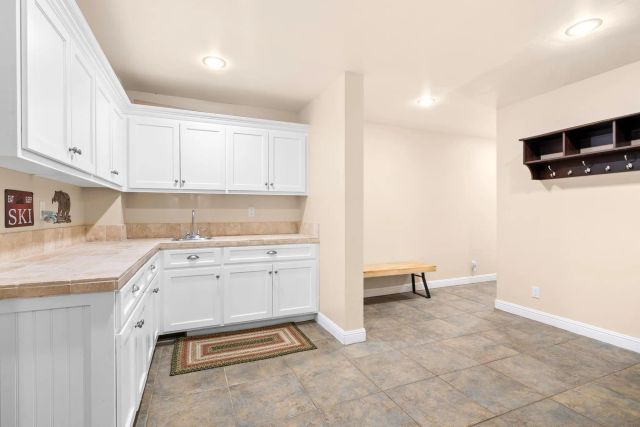 241 Orion Way, Big Bear Lake, CA 92315