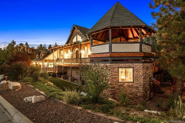 241 Orion Way, Big Bear Lake, CA 92315