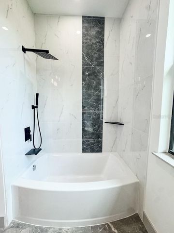 4323 LA FRANCE AVENUE, North Port, FL 34286