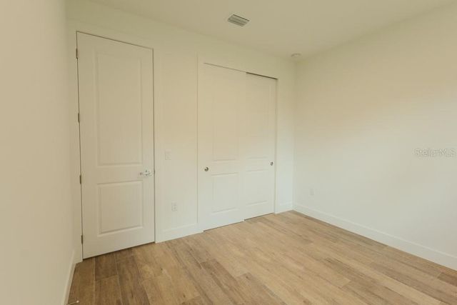 4323 LA FRANCE AVENUE, North Port, FL 34286