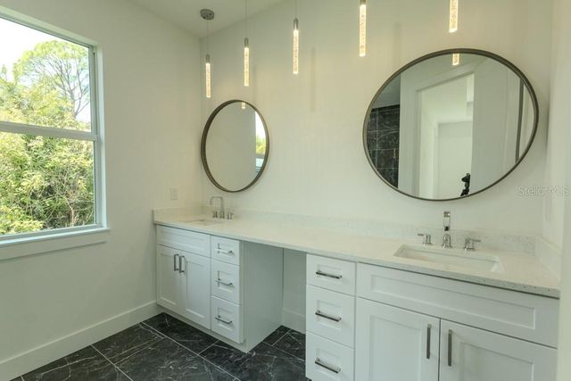 4323 LA FRANCE AVENUE, North Port, FL 34286