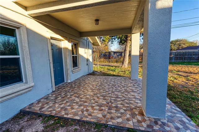 2937 Gollihar, Corpus Christi, TX 78415