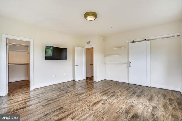 20569 MILBRIDGE TER, Ashburn, VA 20147