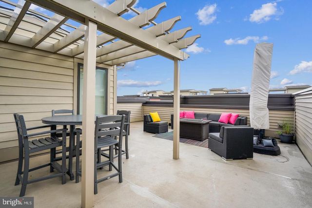 20569 MILBRIDGE TER, Ashburn, VA 20147