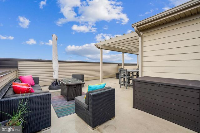 20569 MILBRIDGE TER, Ashburn, VA 20147